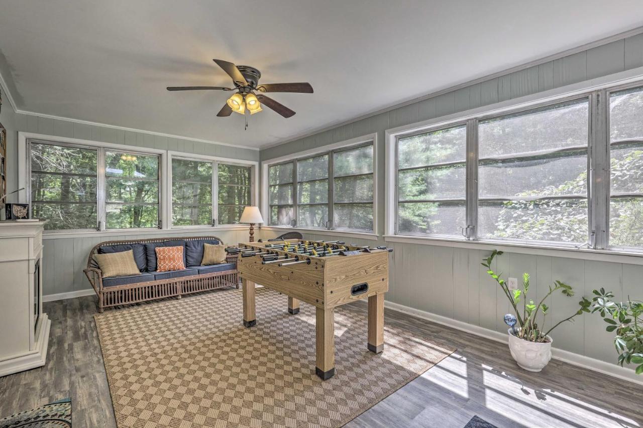 Peaceful Roaring Gap Retreat With Fire Pit And Patio! Villa Exterior foto