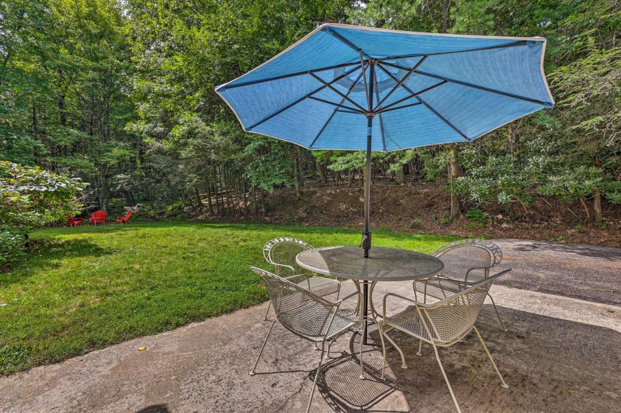 Peaceful Roaring Gap Retreat With Fire Pit And Patio! Villa Exterior foto